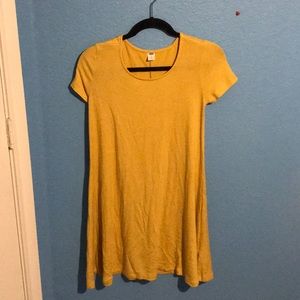 Yellow short sleeve cotton dress